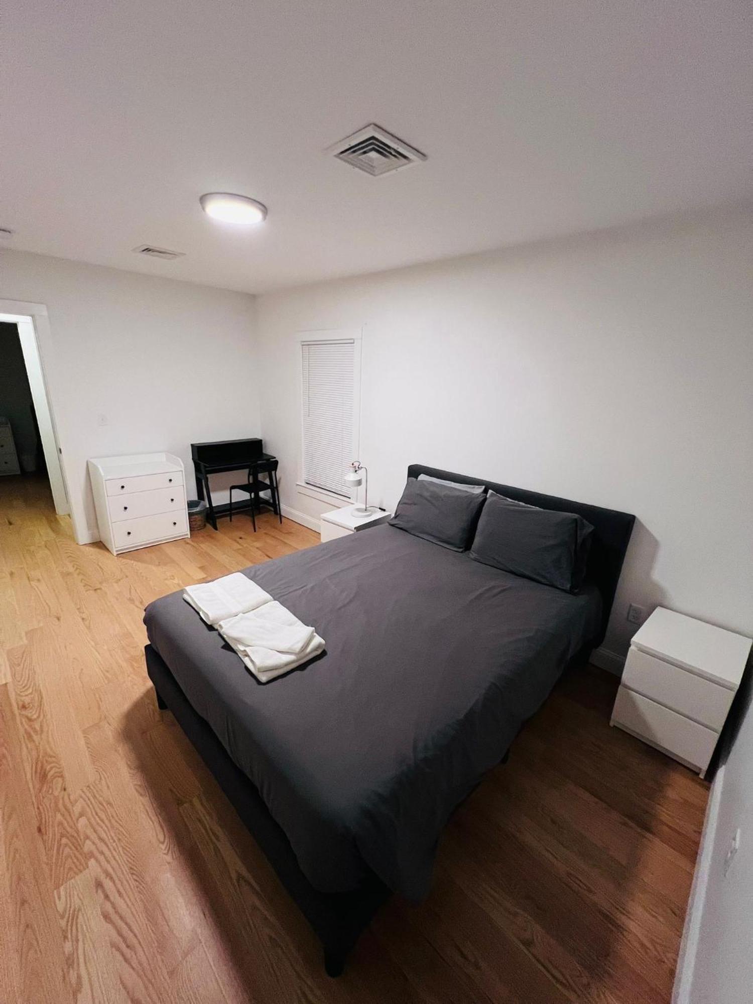 Renovated, 10 Min From The City Boston Buitenkant foto